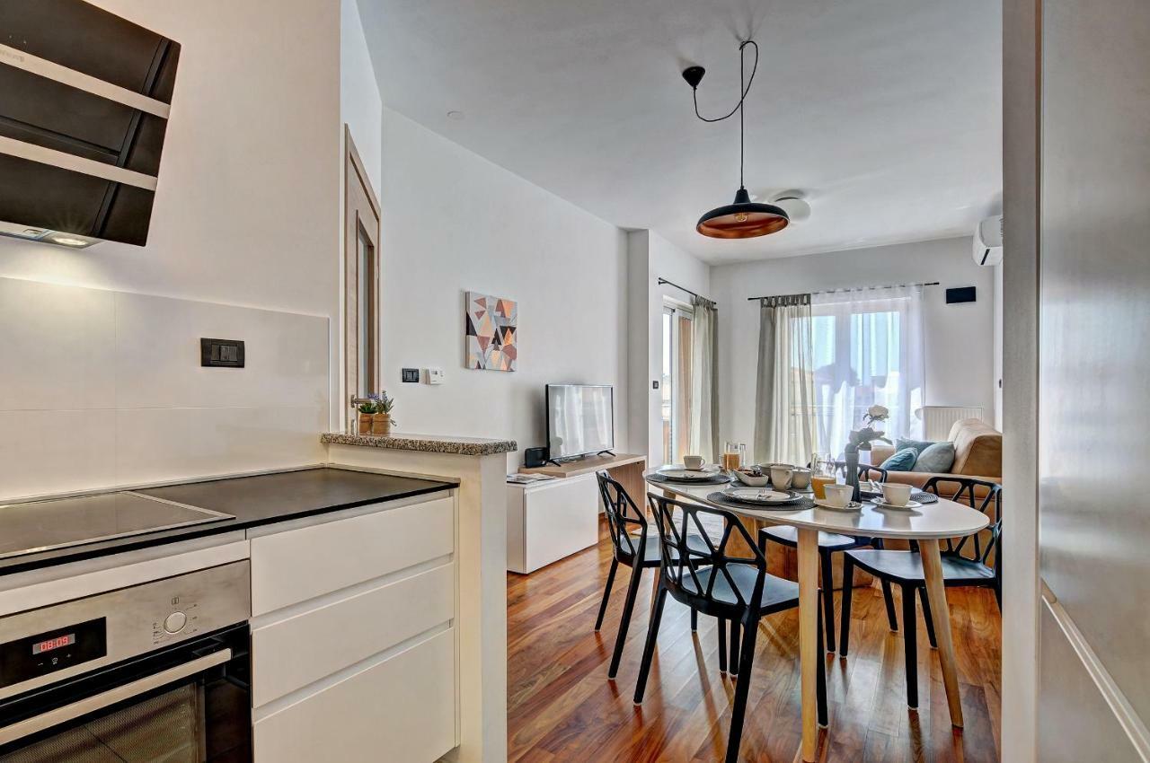 Pr Apartment Fažana Buitenkant foto